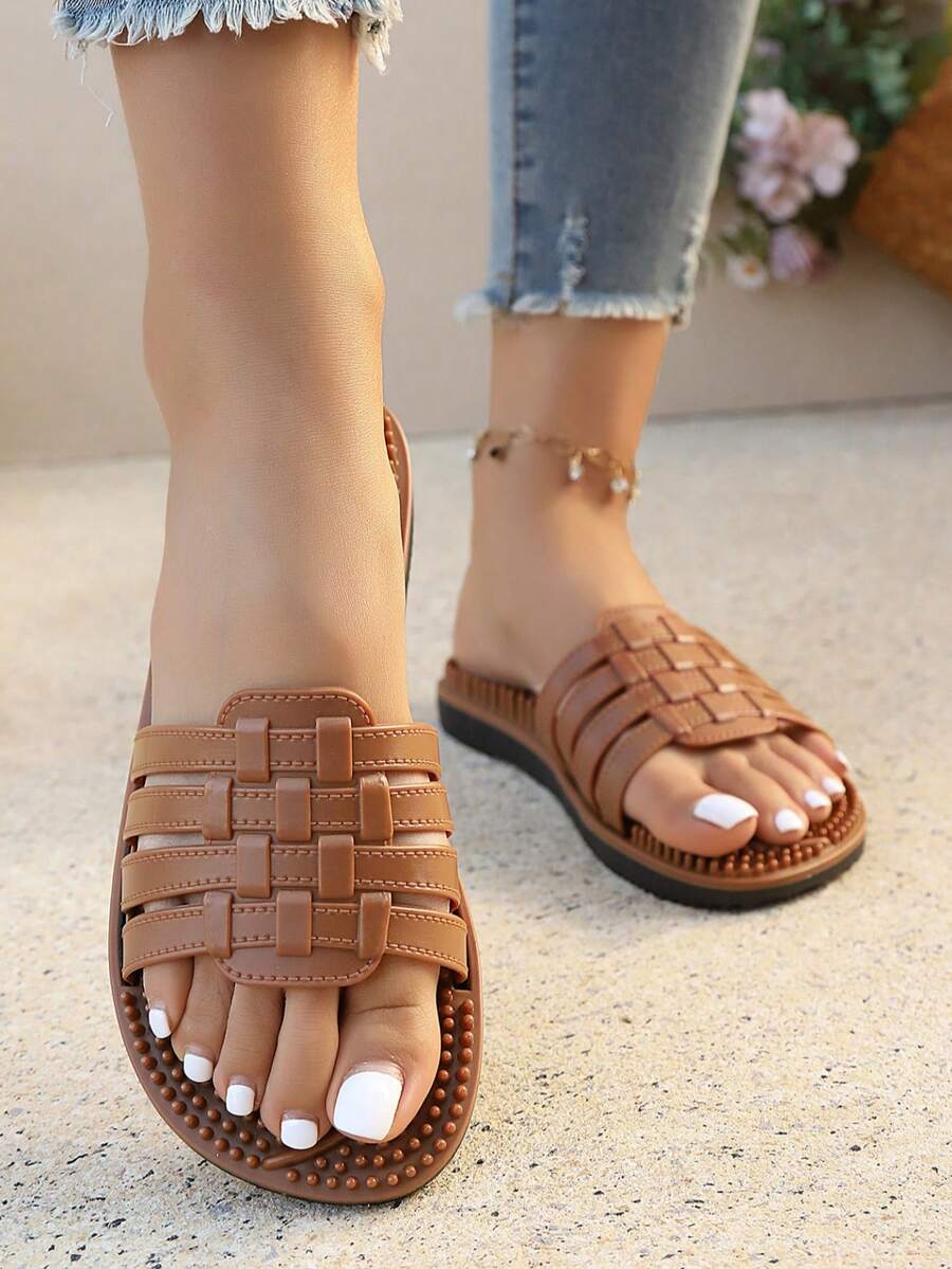 Sandalias de mujer, chanclas de verano tejidas sin cordones, diapositivas planas casuales de dedo abierto, para playa y vacaciones - Marrón - Ver 1
