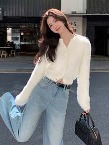 女士圆领开衫毛衣，秋冬新款，娇小休闲叠穿上衣 - 杏色 - 查看 4