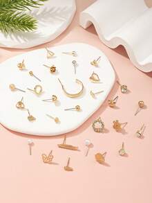 30 paires d'assortiment de boucles d'oreilles à tige minimalistes en forme de coquillage, cœur et étoile. Polyvalentes pour le quotidien, les tenues décontractées et professionnelles - Multicolore - Voir 3