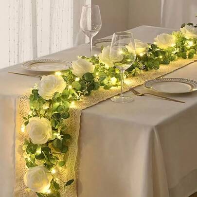 1 st konstgjord eukalyptuskrans med rosor, simulerad grön växtkrans, konstgjord blomma som hänger på vinrankor, lämplig för bord, öppen spis, vägg, valv, hem, bröllopsfestdekoration, champagne/rosa/vit, halloween, julblomsterdekoration, alla hjärtans dag.