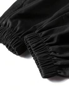 女士时尚实用多口袋工装裤，采用舒适弹力面料制成，适合日常穿着、工作、办公、旅行和户外活动。 - 黑色 - 查看 6