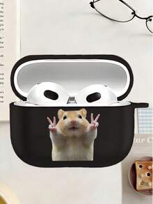 可爱仓鼠图案耳机保护套，透明TPU材质，兼容 3/4/Pro/Pro2/Pro3，送给男友/女友的完美礼物。独特设计，仓鼠摆出“剪刀”的姿势，可爱又充满欢乐。 - 黑色 - 查看 1
