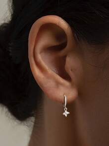 1 Pair S925 Sterling Silver Clover Zirconia Earrings, Delicate Minimalist Chic Earrings, Versatile Fashion Jewelry Gift For Women, Girlfriend, Mother, Friend, Everyday Wear - Silver - View 2