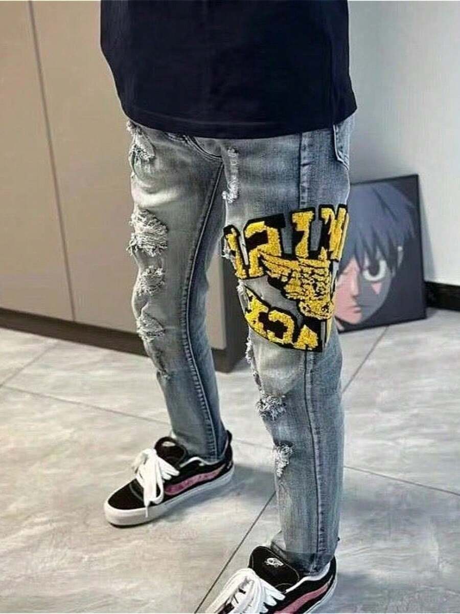 Letter Patch Embroidered Distressed Denim Men's Slim-Fit Stretch Pants With Small Legs, Indie Sleaze Nostalgia Streetwear - 黃色 - 查看 1
