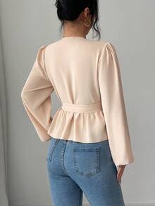 女士休闲日常通勤简约纯色灯笼袖系带衬衫，春秋季 - 杏色 - 查看 4