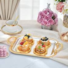 Khay kim loại hai tông màu sang trọng, viền vàng, thích hợp cho bàn ăn/đám cưới/kệ trưng bày, trang trí nhà cửa cao cấp lấy cảm hứng từ thiên nhiên, khay hình chữ nhật trang trí phong cách retro có tay cầm, trang trí tiệc tùng và khay phục vụ, khay phục vụ lễ cưới gia đình, khay đựng đồ trang điểm và trang sức. - Nhiều màu - Xem 6