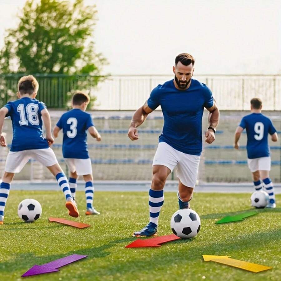 6件套运动场地标志牌，包括足球场、田径场、网球场、排球场、羽毛球场、匹克球场地边界标志牌、方向箭头、平面标志圆盘