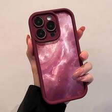 La funda para teléfono con espejo con patrón Galaxy Dreamscape también se puede usar como espejo y es compatible con  17,  16 Pro Max,  15 Pro Max,  13 y  12. Está hecha de TPU y brinda protección contra golpes y caídas. Es un regalo fantástico para familiares, amigos, regalos de otoño, novios/novias y regalos de Navidad, citas o cumpleaños. - Burdeos - Ver 1