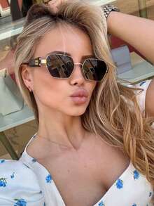 1 pieza Accesorio de gafas de moda de metal poligonal, gafas versátiles y únicas de estilo retro adecuadas para uso diario, estilo callejero, vacaciones, viajes, accesorios de playa de verano, accesorio para mujer - Negro - Ver 3