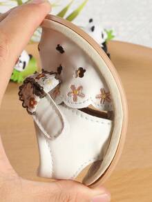 1 Pair Girls Fashion Versatile Printed Bow Knot Hook & Loop Design Non-Slip Sandals, Summer Spring Autumn - White - View 7