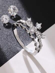 1pc Elegant Minimalist Crown Design Cubic Zirconia Embellished Women's Ring, Suitable For Birthday, Wedding, Bridal Shower, Christmas, Valentine's Day, New Year, Thanksgiving - Silver - View 2