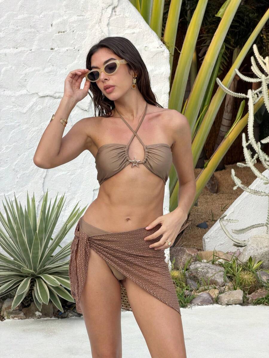 Bộ bikini đi biển gợi cảm màu trơn dành cho nữ, kiểu dây chéo cổ, kèm áo khoác ngoài và váy, thích hợp cho kỳ nghỉ hè. - màu nâu - Xem 1