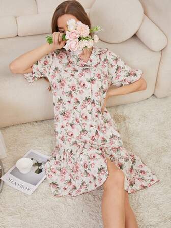 Camisón de mujer con estampado de rosas dulces, con volantes, bolsillo y mangas cortas, de apertura frontal, cuello casual y volantes