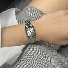Đồng hồ Casio nữ mặt vuông LTP-V007D-7B, vỏ kim loại mỏng 7.5mm, dây đeo thép không gỉ, mặt số La Mã, mặt kính khoáng và khóa gập - Đồng hồ đeo tay thanh lịch kiểu retro phù hợp cho đeo hàng ngày/công sở. - Một cỡ - Xem 7