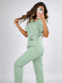 告别褪色尴尬！多场合两用工作服，3D立体剪裁，持久不变形，不褪色女士医用工作服，破损更换保证 - 薄荷綠 - 查看 1