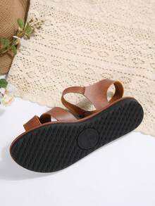 女士夏季新款罗马平底系带凉鞋，防滑厚底泡沫鞋底，时尚百搭交叉绳休闲圆头搭扣沙滩户外居家休闲鞋，纯色泡沫鞋底，尺码偏大半码 - 棕色 - 查看 6