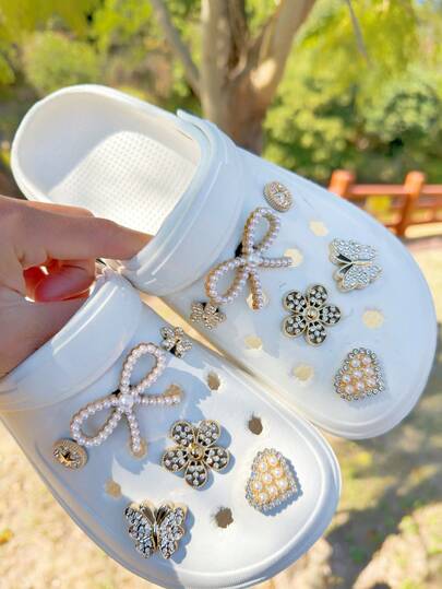 12pcs/Set (Sequin Butterfly, Pearl Bow, Heart, Star, Flower) Shoe Clips - Easy Installation, Detachable, DIY Decor, Suitable For Customized Shoes, Sandals And Beach Bags, Perfect Gift For Holidays And Special Occasions