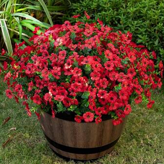 7 paquetes de plantas y flores artificiales falsas para decoración exterior de primavera y verano. Flores de seda de colores variados, resistentes a los rayos UV y realistas, para porche, patio, hogar, caja de ventana, jardín y maceta.