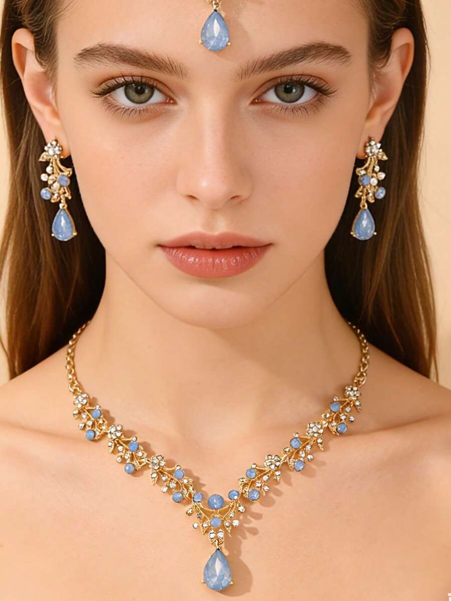 甜美欧美风新娘首饰套装，水滴花朵吊坠发链及水钻项链套装，适合女性参加派对及日常佩戴，节日礼物之选。 - 四件套 - 查看 1