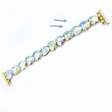 色彩缤纷闪亮心形金属弹力表带，兼容 38/40/41/42/44/45/46/49mm，适用于 Ultra 3/2/1 系列 1-11 和 SE，闪耀水钻装饰，点缀您的腕间，适合作为情人节礼物和日常佩戴，兼容 20/22mm 表耳宽度的智能手表 - 也适用于三星 Galaxy Watch/Garmin 和其他智能手表（仅表带）