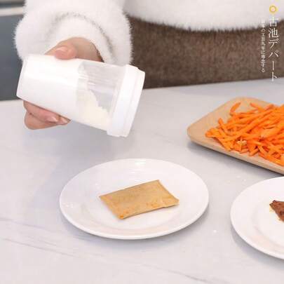 1 cái rây bột cầm tay bằng nhựa - Rây tròn lưới mịn, thích hợp để rây bột ca cao, đường bột và bột mì. Dụng cụ làm bánh nhẹ và dễ sử dụng, thích hợp cho bánh ngọt, bánh nướng và các dự án làm bánh tại nhà, dụng cụ trang trí bánh, đồ dùng nhà bếp thời trang, vật dụng thiết yếu trong nhà bếp.