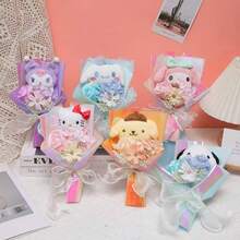 Sanrio 新款 Hello Kitty 娃娃花束，创意纪念花束，女孩生日礼物，七夕节（中国情人节）最佳礼物。 - 彩色 - 查看 1