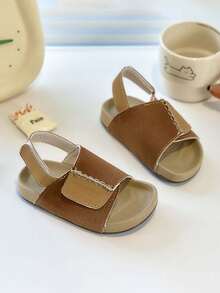 1 Pair Unisex Simple Design Flat Cute Sandals, Soft Bottom Non-Slip Children Beach Shoes, Toddler Walking Sandals, Suitable For Summer - Mustard Yellow - View 2