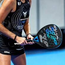 1pc Joeyplay 24K Carbon Fiber Flat Tennis Racket, High-Performance Diamond Head Padel Cage Tennis Racket, Ultra-Light Full Carbon Fiber Flat Tennis Racket, High-Grip 3D Textured Reflective Surface, EVA Foam Core Super Elasticity, Anti-Slip Ergonomic Handle, High Shock Absorption Design, Powerful Performance, Fashionable Sports Racket, Red/Blue/Orange