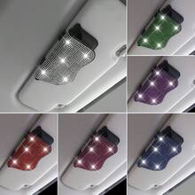 Giá đỡ kính râm nữ đính đá ngọc trai hiệu ứng mới 2026 - Hộp đựng kính râm treo bằng da thật cho xe hơi, tô điểm hoàn hảo cho nội thất xe của bạn, thiết kế che nắng thời trang, lưu trữ tiện lợi cho kẹp kính râm! Hộp đựng đồ trên xe hơi đính đá này không chỉ tỏa sáng với vẻ lấp lánh mà còn mang lại chức năng thiết thực. - nhiều màu - Xem 2