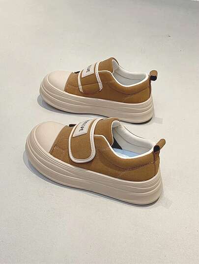 2026 New Spring Women's Shoes, Breathable Student Solid Color Flat Casual Versatile Outdoor Running Shoes, Hook-And-Loop Design, Street Style Essential Bestseller