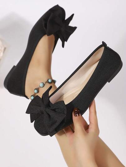 Latest Design Girls' Flat Round Toe Bow Tie Shoes, Fashion & Comfortable, Easy To Wear. Suitable For University, School, Casual, Party And Dance Occasions. Multi-Color Design, Flat Sole.