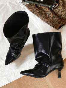 Women's Fashion Boots, 2025 Autumn/Winter New Black Pointed Toe Kitten Heel Ankle Boots, Folding Cuff Stacked Heel Dress Boots, Black Short Boots - Black - View 4