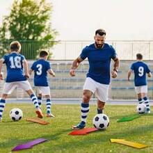 6件套运动场地标志牌，包括足球场、田径场、网球场、排球场、羽毛球场、匹克球场地边界标志牌、方向箭头、平面标志圆盘