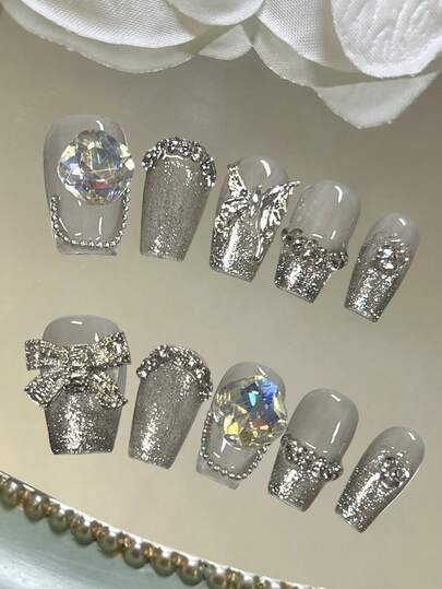 10片Y2K手工棺材形金属美甲贴片，优雅渐变水钻蝴蝶装饰，适合情人节、音乐节、派对、日常佩戴，可重复使用，附赠美甲胶水和指甲锉。