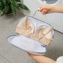 Double-Compartment Bra Wash Bag: Made Of Fine And Dense Mesh Material, The Double-Zone Design Is Used To Isolate Lingerie, Avoid Tangling And Deformation During Washing, And Protect The Shape And Fabric Of Clothes. It Is Compatible With Washing Machine Washing And Hand Washing Scenarios, And Can Also Be Used To Store Lingerie. It Is Suitable For Home Washing, Business Trip Portable Storage And Other Scenarios.