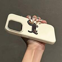 1个时尚荔枝纹磨砂TPU全包覆自粘手机壳，腊肠犬图案，乳白色，兼容 17、16、15、14、13、12、11 Pro Max、A55/54/53/52/51、S25/24/23/22/21系列，国际版，非国内版 - 彩色 - 查看 4