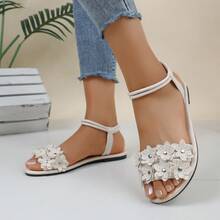 Women's Stylish Multi-Flower Sandals, Stitched Petal Detail, Adjustable Ankle Strap, Open Toe, Comfort Flat Heel, Beige Casual Sandals, Feminine-Chic Style For Warm-Weather Daily Wear - 米色 - 查看 9
