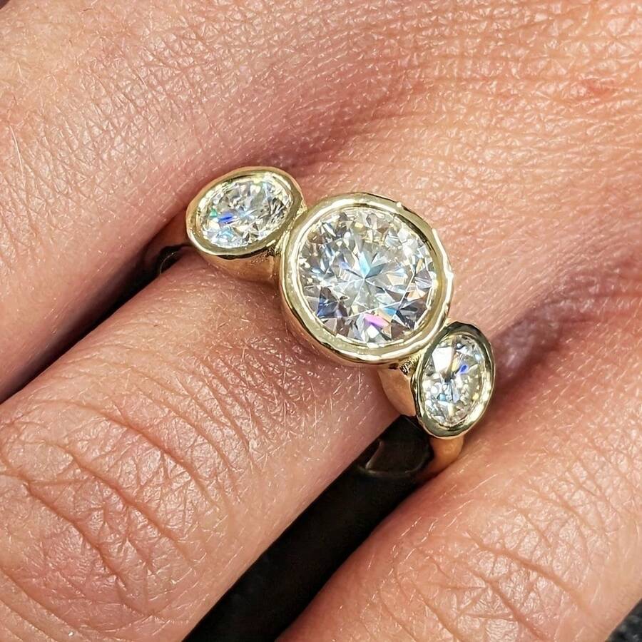 复古圆形气泡立方氧化锆18K镀金极简复古硬币式女士结婚戒指 - 金色 - 查看 1