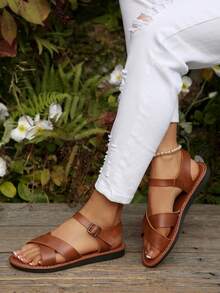 女士夏季新款罗马平底系带凉鞋，防滑厚底泡沫鞋底，时尚百搭交叉绳休闲圆头搭扣沙滩户外居家休闲鞋，纯色泡沫鞋底，尺码偏大半码 - 棕色 - 查看 3