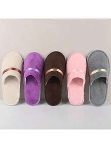 1 paire de pantoufles en polaire de corail avec une variété de couleurs et de styles au choix, chaussures plates confortables et chaudes pour une utilisation à la maison, l'hiver pour l'isolation de la maison, convenant pour recevoir des invités, convenant pour le spa, convenant pour les hôtels, etc. Pantoufles d'hôtel, pantoufles réutilisables multicolores pour la maison, intérieur, salle de bain chambre, pantoufles de voyage, pantoufles neutres (et styles au hasard), fête des femmes, articles de voyage, cadeaux de mariage, Y2k, chambre à coucher, accessoires automobiles pour femmes, décoration de cuisine, articles mignons - Multicolore - Voir 11