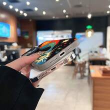 Diseño celestial con estrellas vibrantes y equilibrio cósmico Yin Yang. Esta elegante funda es compatible con los modelos  17, 16, 15, 14 Pro Max, 13, 12, 11, XR y XS Plus. Fabricada en silicona TPU, ofrece protección contra golpes y caídas, además de una sensación superior. Es un regalo ideal para familiares, amigos y seres queridos, y una opción perfecta para Año Nuevo. - Negro - Ver 5