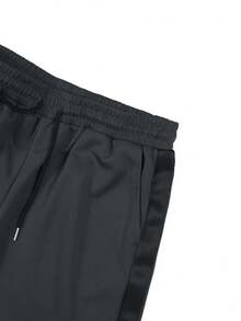 Calça de moletom masculina folgada, modelo reto e casual, ideal para o dia a dia, treinos esportivos, corrida, atividades ao ar livre, fitness, caminhada, streetwear, lazer e para o outono/inverno.