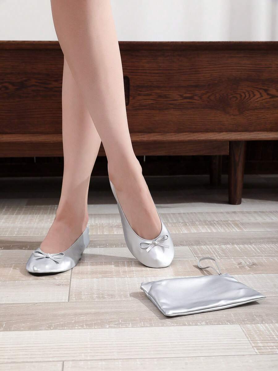Premium Women's Foldable Yoga Carry Bag, Silver Flat Ballet Shoes For Dance Performance, Soft & Lightweight Indoor Slippers & Workout Shoes - Silver - View 1