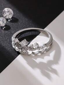 1pc Elegant Minimalist Crown Design Cubic Zirconia Embellished Women's Ring, Suitable For Birthday, Wedding, Bridal Shower, Christmas, Valentine's Day, New Year, Thanksgiving - Silver - View 4