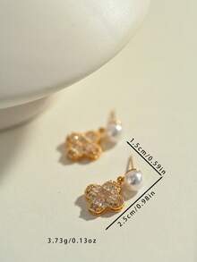 Đôi bông tai bằng đồng mạ vàng 18K, thanh lịch và dễ thương, phù hợp để đeo hàng ngày và trong các buổi tụ họp. - Vàng - Xem 4