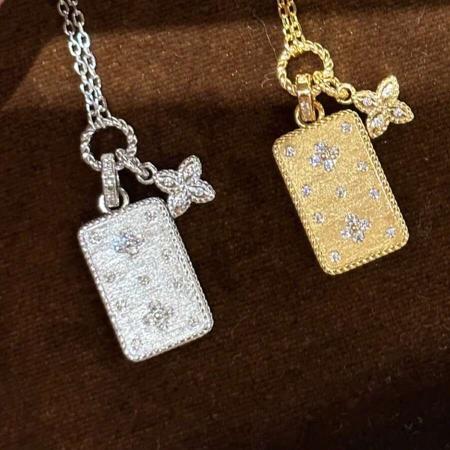 1件双色星形图案吊坠项链套装 - 四葉花無事牌項鍊 - 查看 1