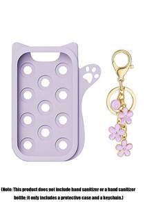 Bộ 2 món/1 món/set gồm: Nắp bảo vệ chai xịt nước rửa tay 30ml (1oz), 26 chữ cái hoa văn đính ngọc trai dùng làm phụ kiện trang trí túi xách, và nắp bảo vệ chống rơi, chống va đập hình tai chuột bằng silicon, thiết kế vòng tay ngọc trai, dễ dàng mang theo khi đi du lịch, có thể dễ dàng treo trên túi xách, chìa khóa hoặc ba lô trẻ em, chống mài mòn, chống thấm nước, có thể giặt và tái sử dụng. - Màu tím - Xem 9