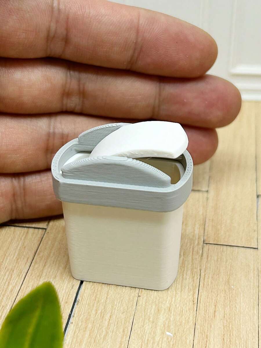 1:12比例迷你垃圾桶装饰品，家具模型玩具收纳箱，逼真翻盖垃圾桶模型，塑料垃圾桶模型，适用于装饰娃娃屋，微缩场景摄影道具 - 彩色 - 查看 1