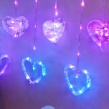 USB供电LED心形仙女灯串，适用于新年、情人节、母亲节、家居、派对装饰，可放置于卧室、客厅、阳台等场所。
