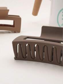 4pcs/1pc Elegant & Sweet Hair Clips, Autumn/Winter Hair Accessories, Multi-Functional Hair Claws, Square Clips, Fashionable Minimalist Square Hair Claws, Hair Styling Accessories, Non-Slip Hair Clips, Strong Grip, Suitable For Buns And Retro Hairstyles, Applicable For Daily Hairstyles, Beach, Vacation, Elegant & Stylish Claw Clips, Casual Hair Clips - Multicolor - View 7